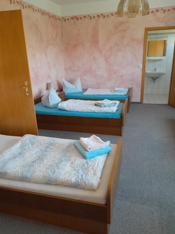 Sport & Freizeit Centrum Pension Heudeber Exteriör bild